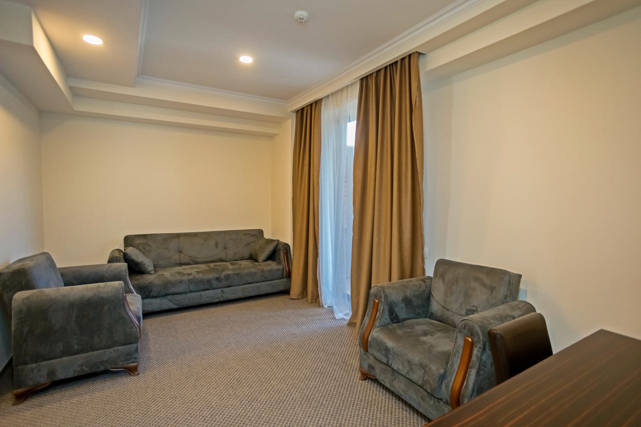 Hotel Genio Tbilisi Esterno foto